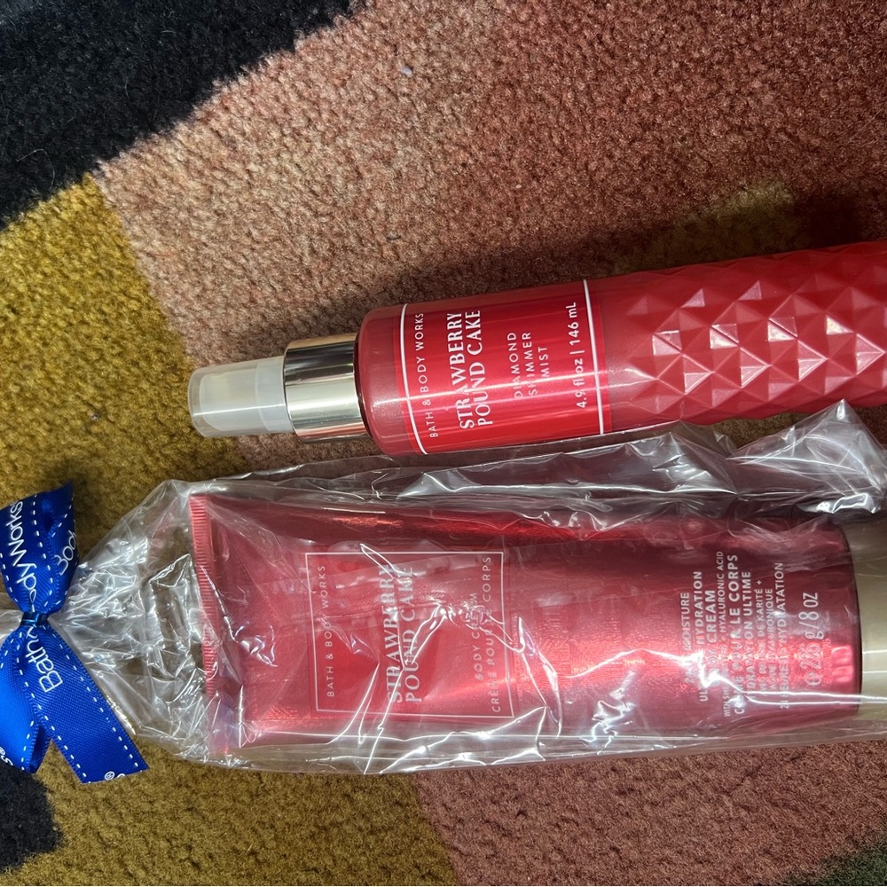 Strawberry Pound Cake Body Lotion and Mist Set